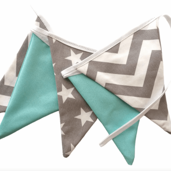Banderines triangulares decorativos de bebe / Pared / Cuna